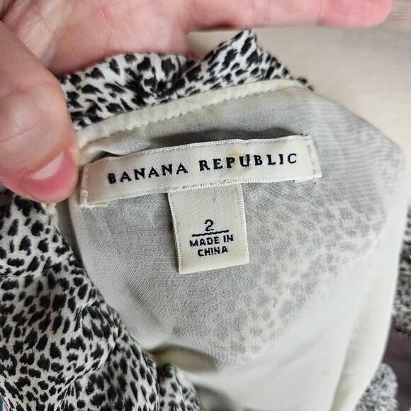 Banana Republic Sleeveless Ruffle Detail Animal Print Top Size 2‎ - Picture 6 of 8